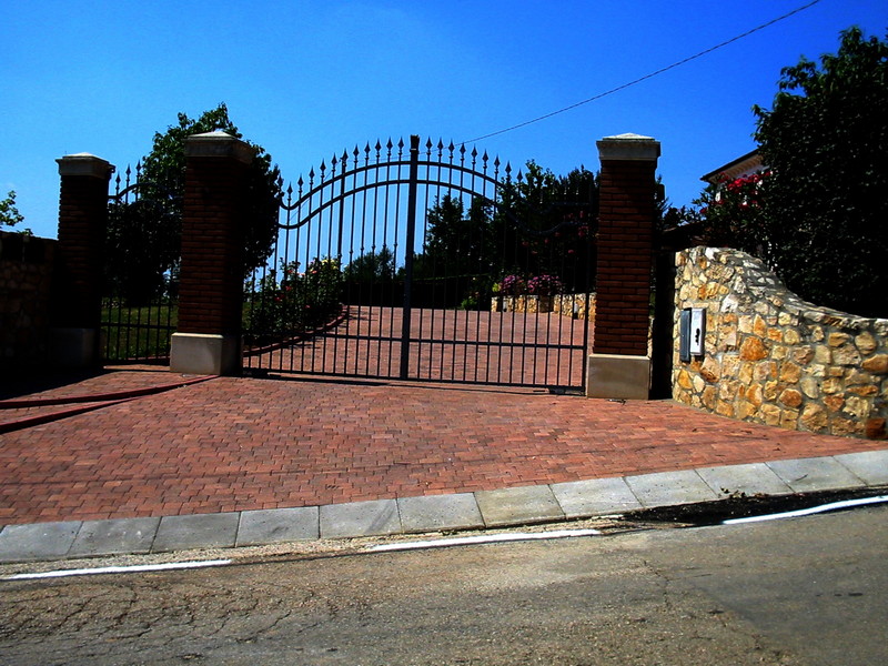 Frison edilizia noleggio piattaforme aeree lavaggio pannelli solari Sossano Vicenza Veneto 011