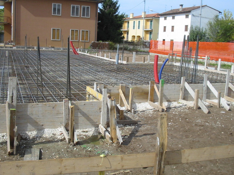 Frison edilizia noleggio piattaforme aeree lavaggio pannelli solari Sossano Vicenza Veneto 014